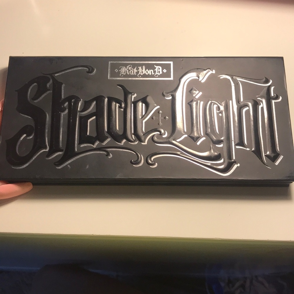Kat Von D Shade And Light Powder Contour Kit